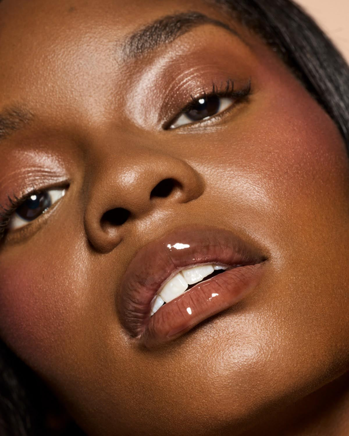 Gloss Bomb Heat Universal Lip Luminizer + Plumper — Hot Chocolit Heat